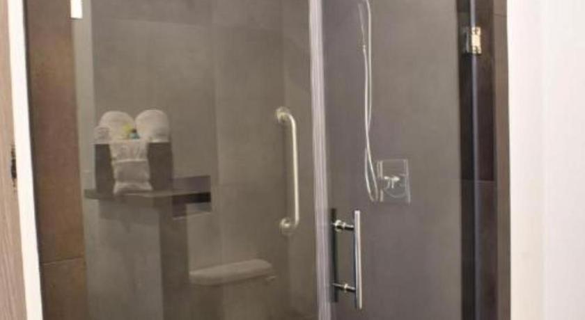 Hotel Bella Jersey Village Dış mekan fotoğraf