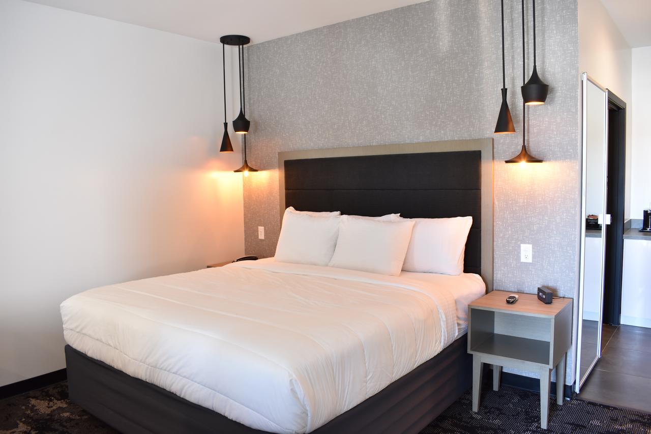 Hotel Bella Jersey Village Dış mekan fotoğraf